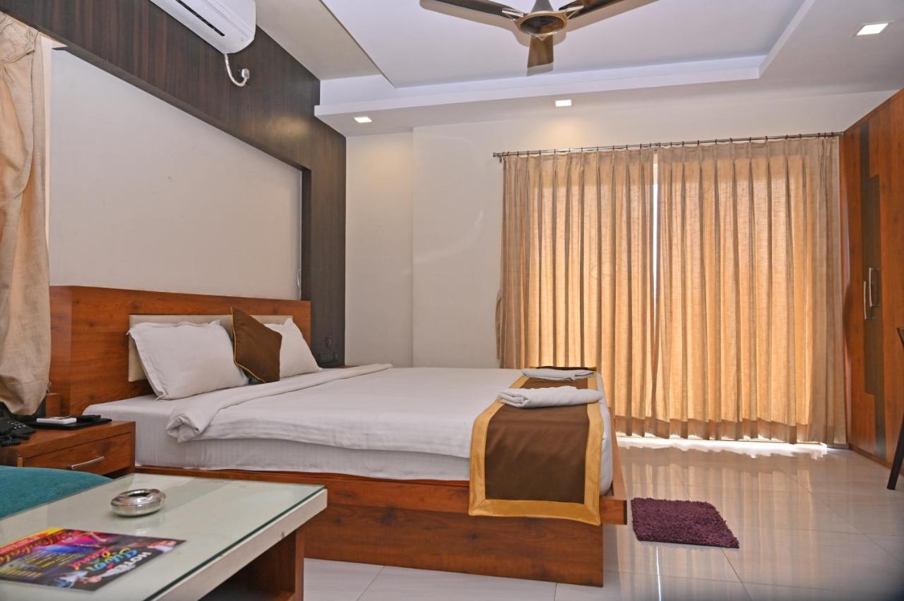 Hotel Silver Land New Digha With Rooftop Pool Exterior photo