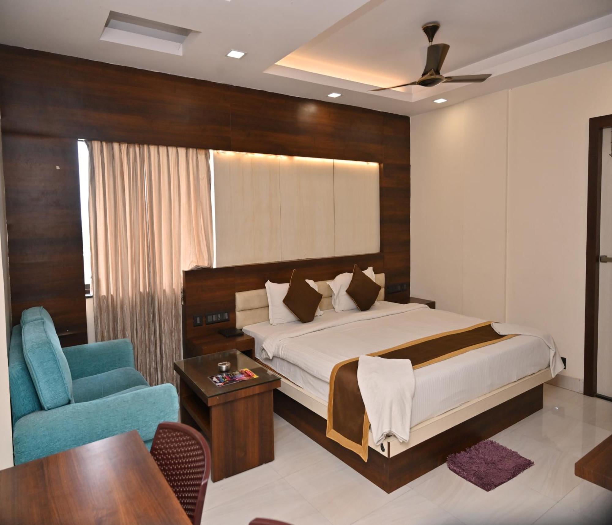 Hotel Silver Land New Digha With Rooftop Pool Exterior photo