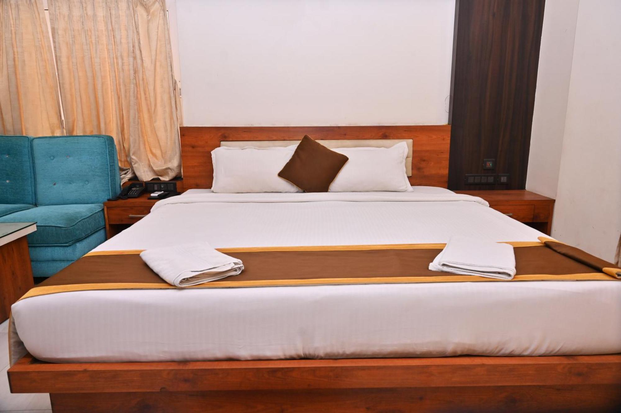 Hotel Silver Land New Digha With Rooftop Pool Exterior photo